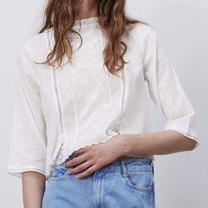 NWT Zara White embroidered Blouse / Sz Small